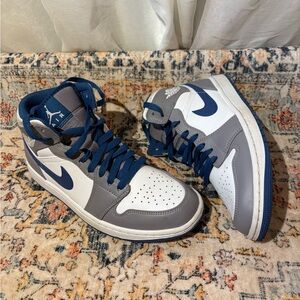 Air Jordan 1 Low Men’s 7.5 –  (Style DQ8426-014) blue
